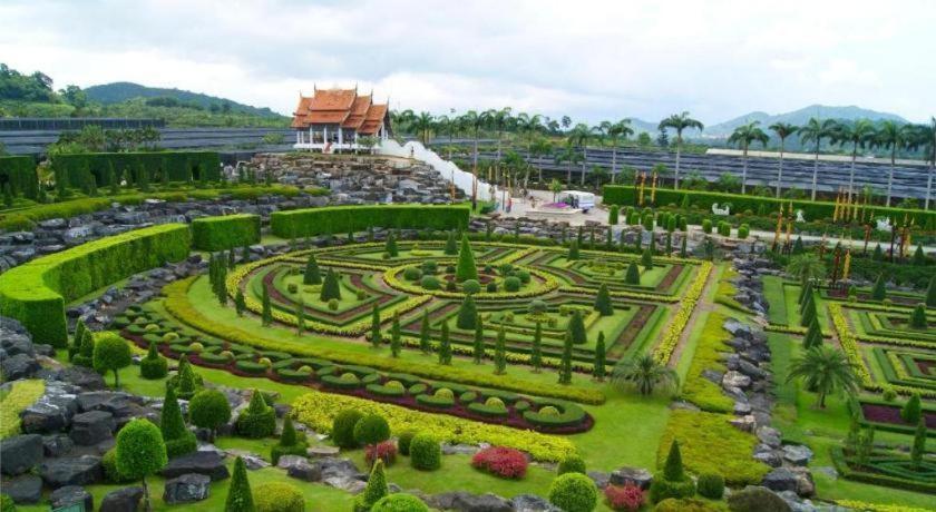 Bua Tara Resort Nong Prue Exterior foto